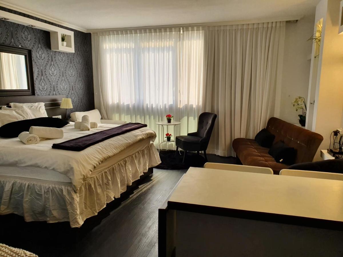 Cosy Studio In A Luxury Hotel Herzelia Exteriör bild