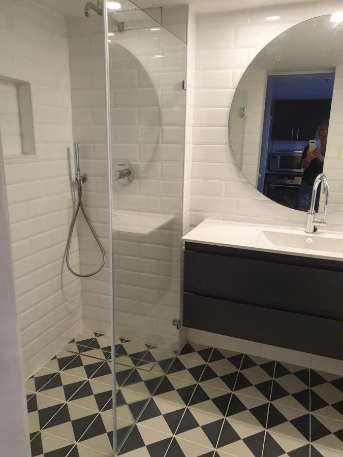 Cosy Studio In A Luxury Hotel Herzelia Exteriör bild