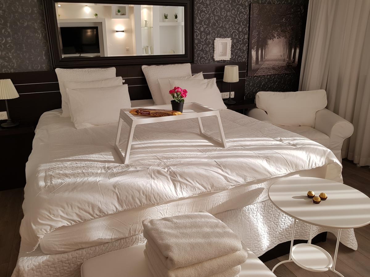 Cosy Studio In A Luxury Hotel Herzelia Exteriör bild